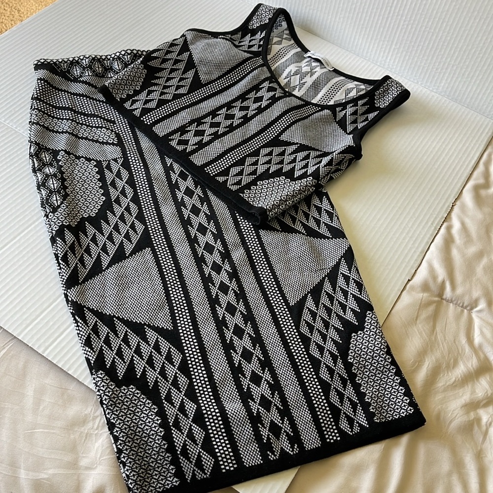 Hera collection knit top and long skirt